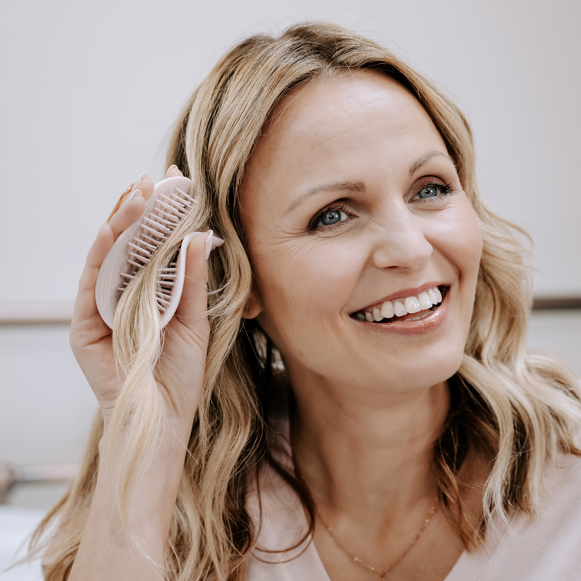 Manta® Orginal Różowa szczotka do włosów - obrazek 7